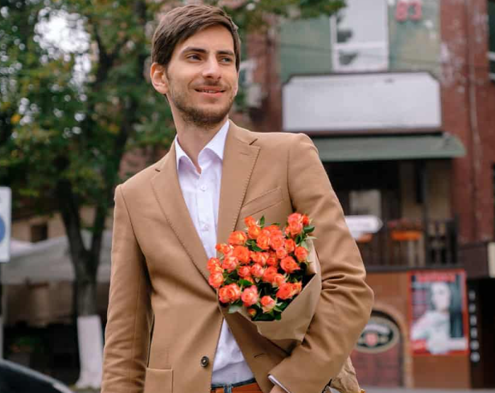 Why Businessmen Choose Escorts as Companions