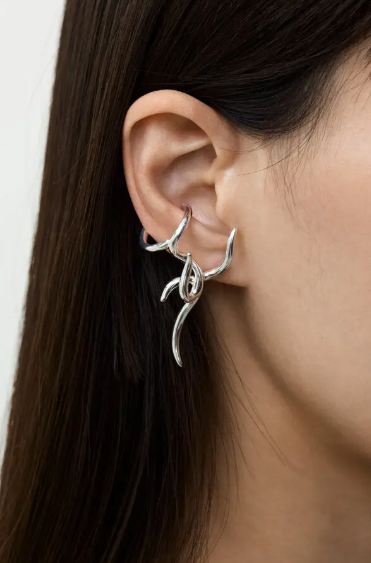 The Rise of Luxury Tragus Jewelry: Why Ilana Album is Leading the Trend