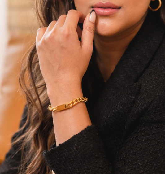 Why a Cuban Link Bracelet is an Essential Accessory