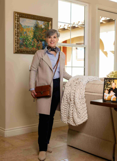 How to Seamlessly Combine Your Casual and Work Capsule Wardrobe