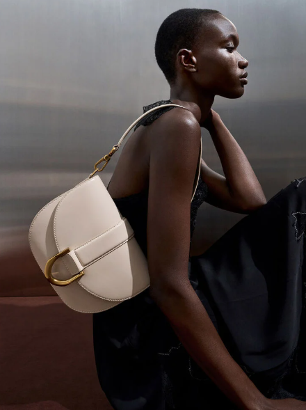 The Complete Guide to Shoulder Bags: Everything You Need to Know