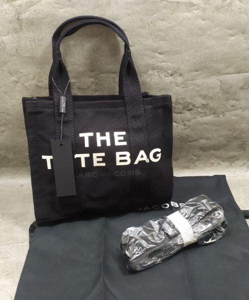 How to Spot the Difference Between a Fake and Real Tote Bag