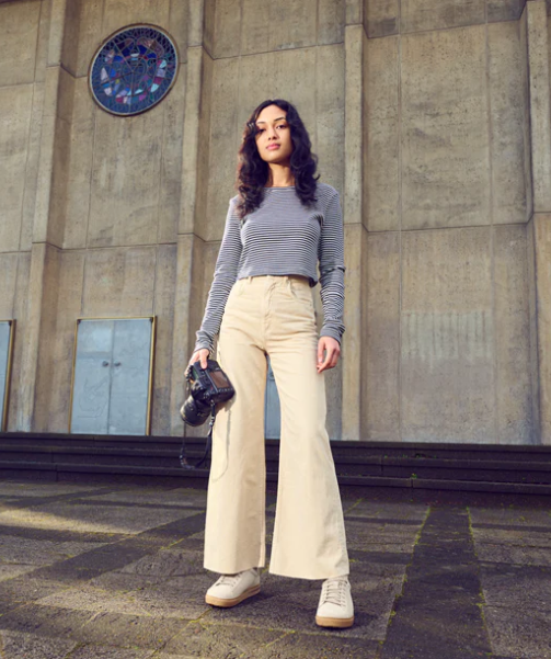 12 Stylish Shoes to Pair with Bootcut Jeans in 2025