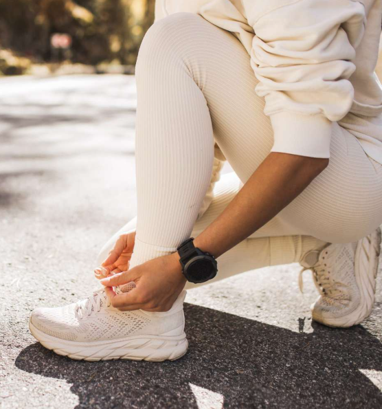 How to Clean White Shoes and Make Them Look New Again