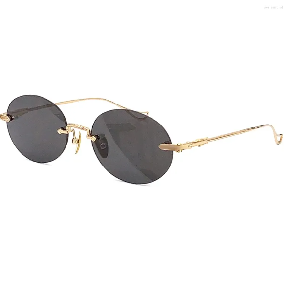 The Timeless Appeal of Round Glasses: A Style Resurgence