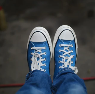 How to Choose the Perfect Shoelaces to Elevate Your Footwear