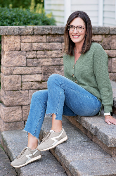 How to Rock Retro Sneakers for a Chic, Modern Look